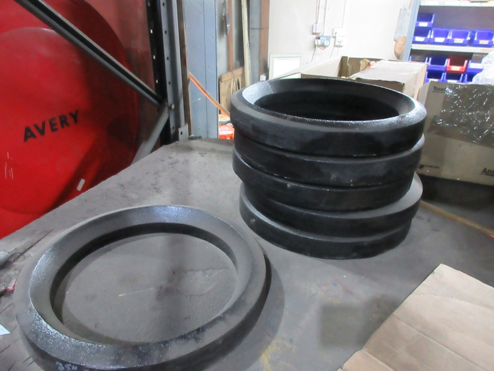 Assorted lot of steel:- 800 series feed eye rings, 800 CD rings, 33" CD rings, 12 hole plates for - Image 3 of 8