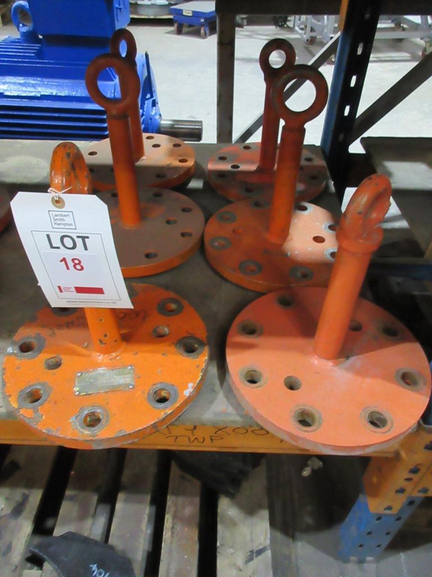 Six Brandon Loadtite 750kg lifting jigs NB: This item has no record of Thorough Examination. The