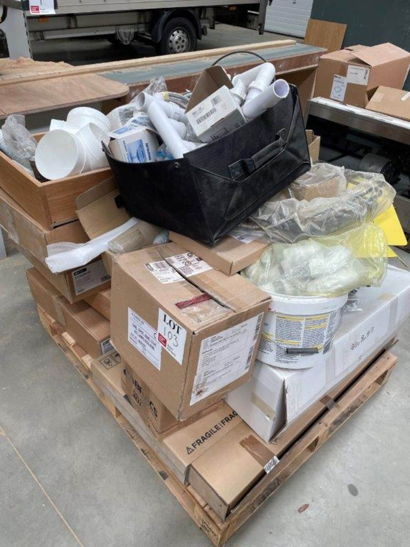 3 pallets of assorted kitchen fixings, plumbing, extraction unit and taps. - Image 2 of 4