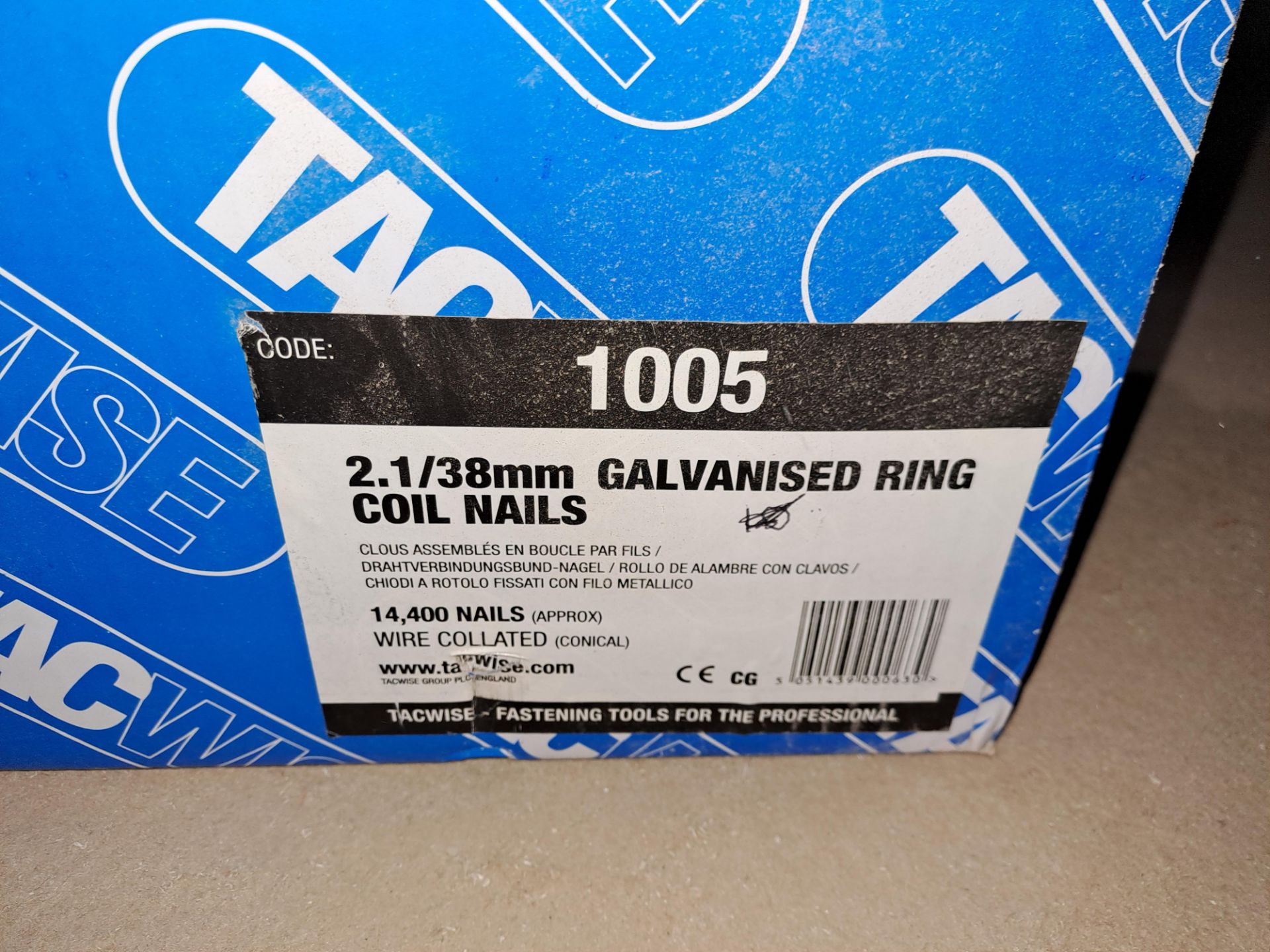 2 x part boxes of 9/16" galvanised ring coil nails - Image 3 of 6