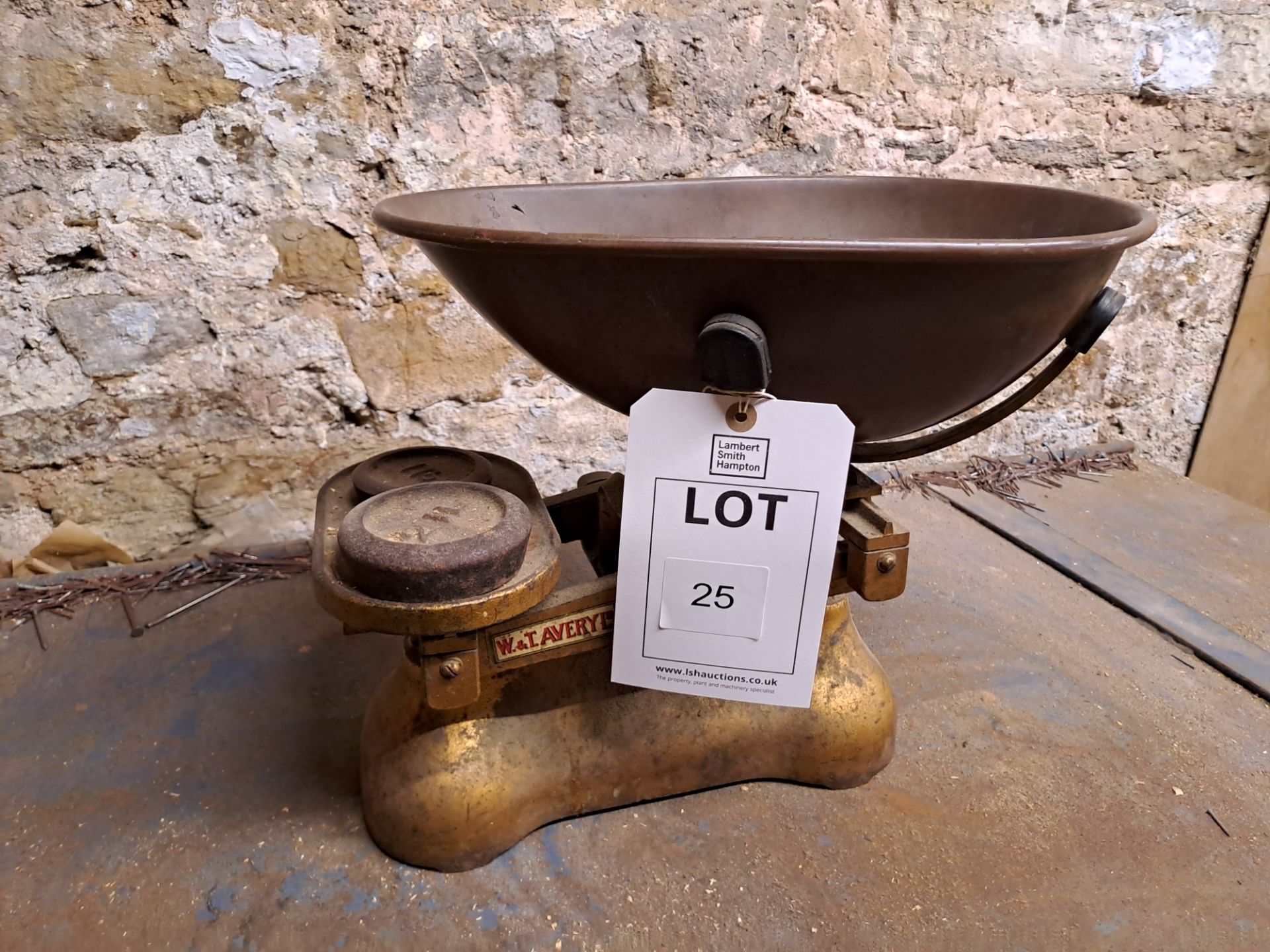 W&T Avery Ltd weighing scales