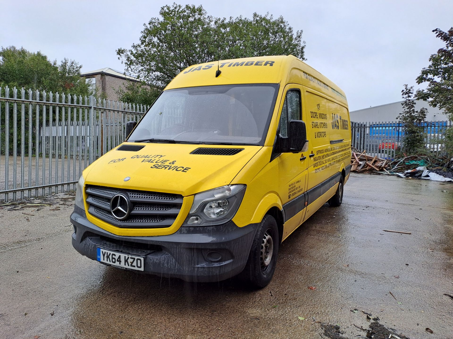 Mercedes Sprinter 313 CDI LWB high roof van, Registration no. YK64 KZO, DOR: Sept 2014, Indicated - Image 4 of 10