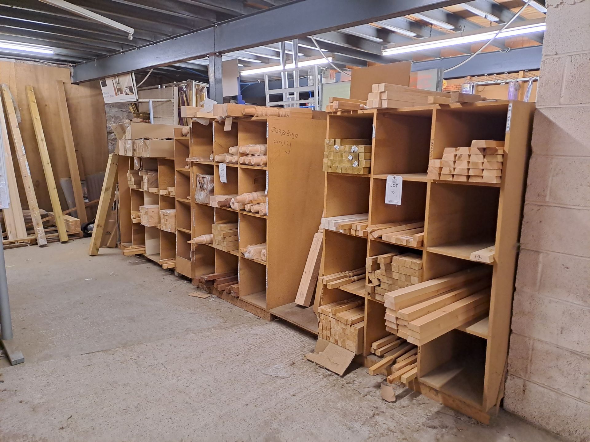 Quantity of various staircase ancilleries to include spindles, bases, newalls etc. (Racks