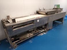Stainless steel dough sheeter with roll feed
