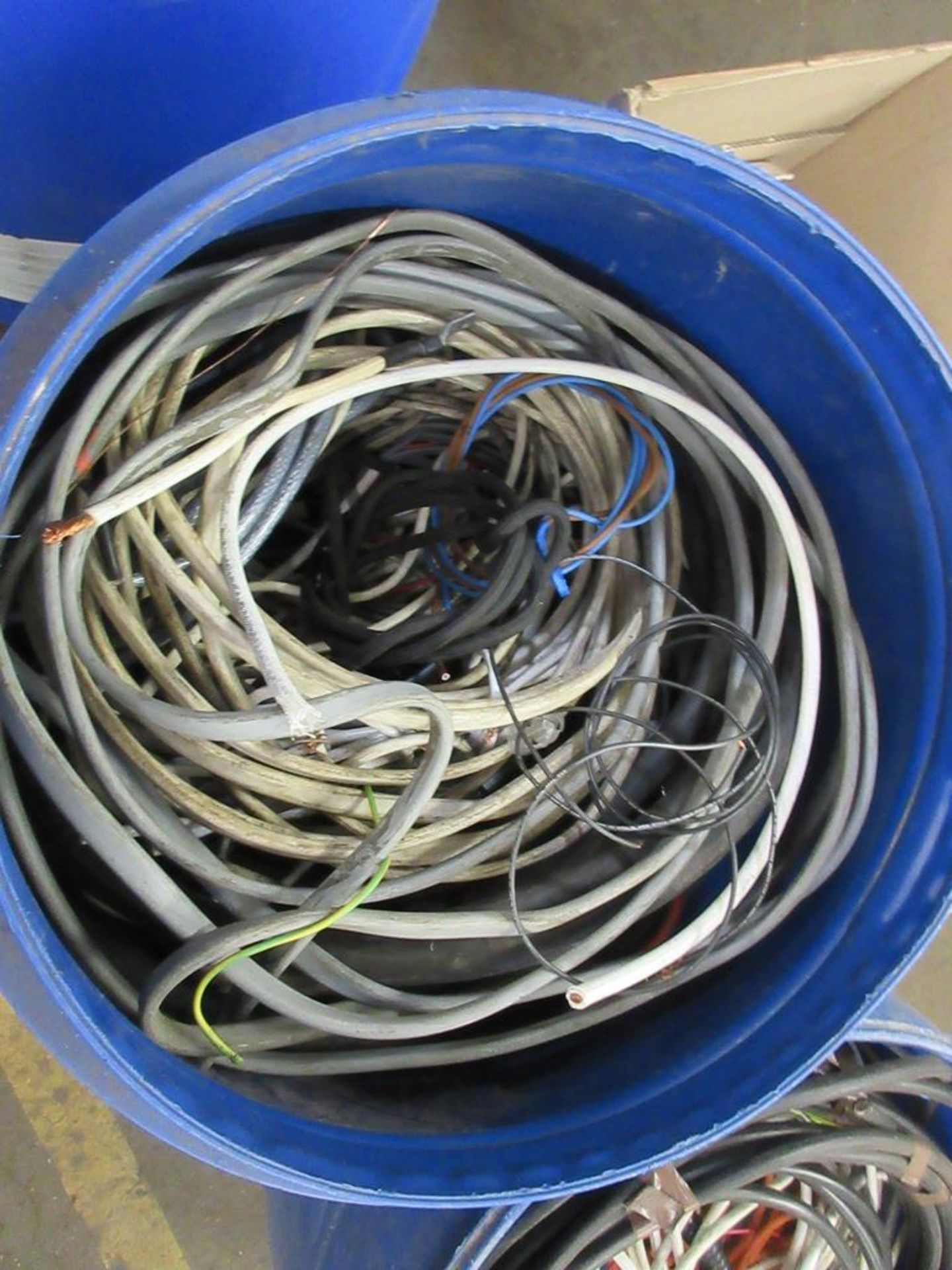 Quantity of assorted reeled electrical cable and off cuts, etc. - Image 8 of 11