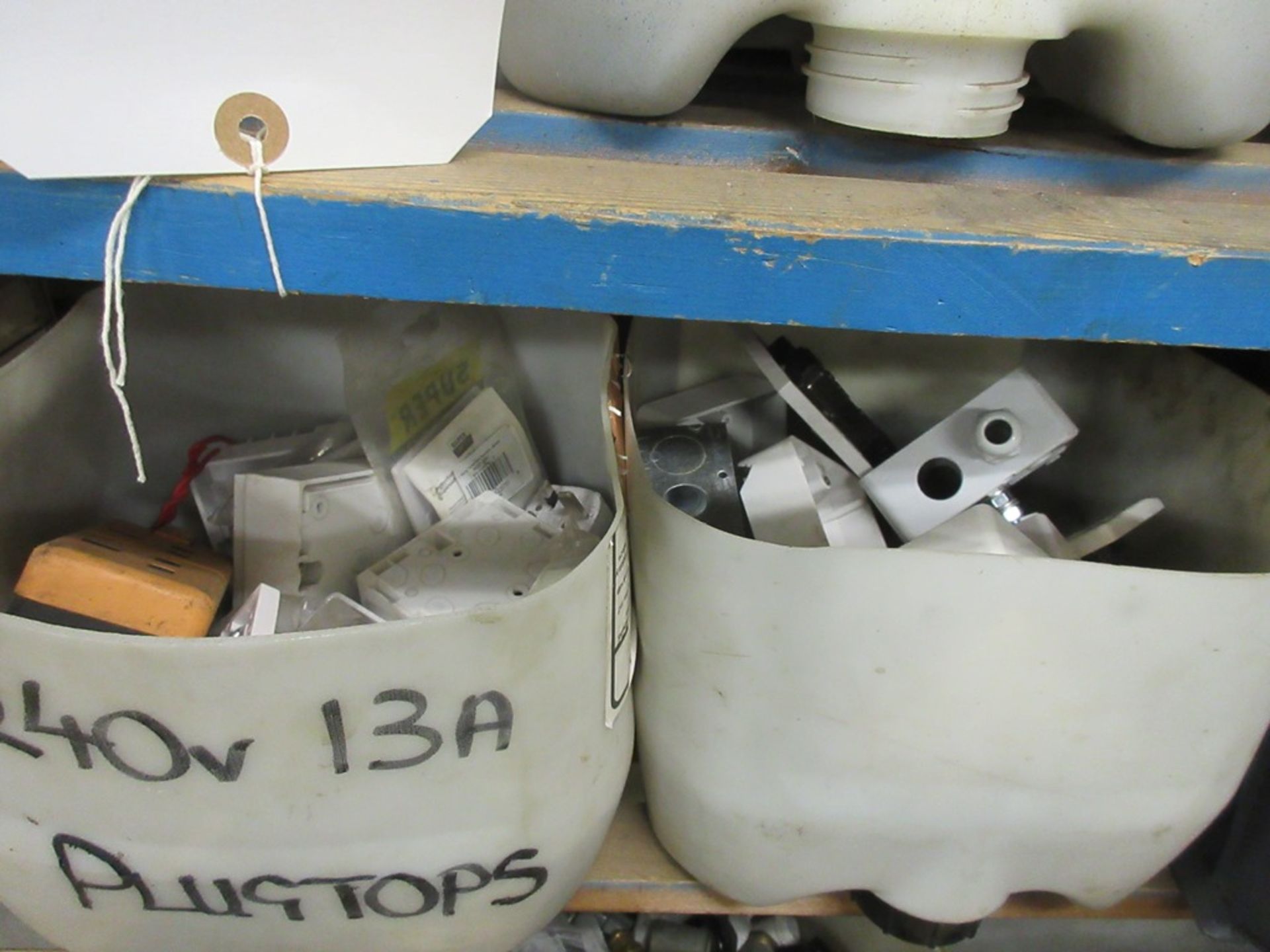 Assorted electrical stock including connectors, output modules, cable clips, flanges, fuse carriers, - Image 5 of 14