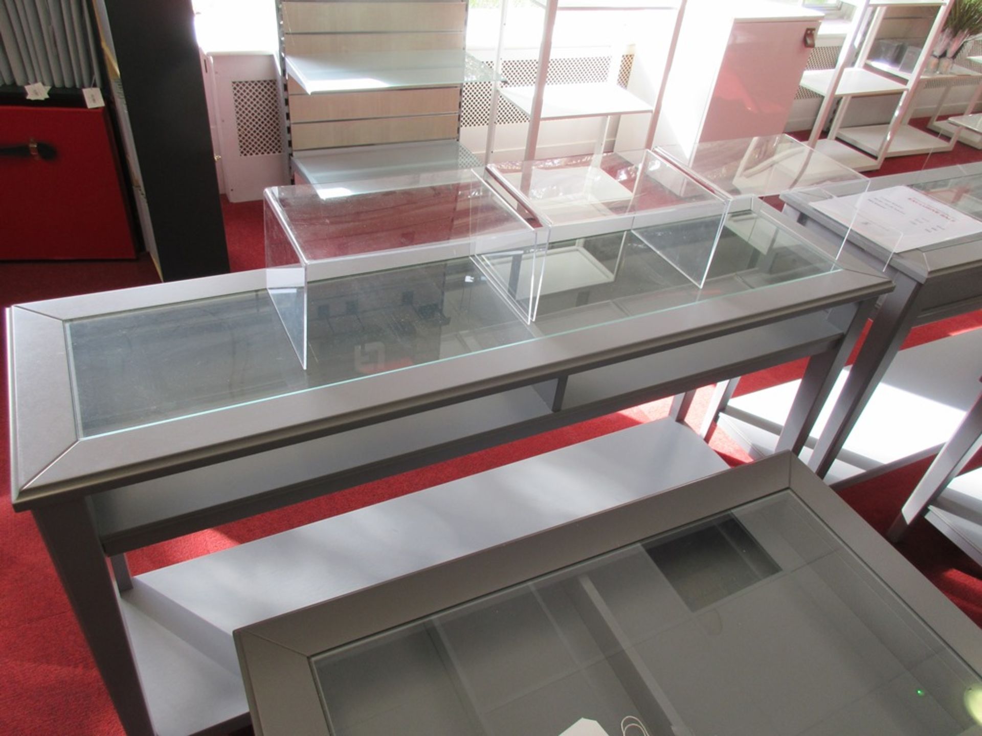 Three grey glazed topped display tables, 1 x 930 x 930 x 520mm, 1 x 580 x 400 x 600mm, 1 x 1320 x - Image 5 of 7