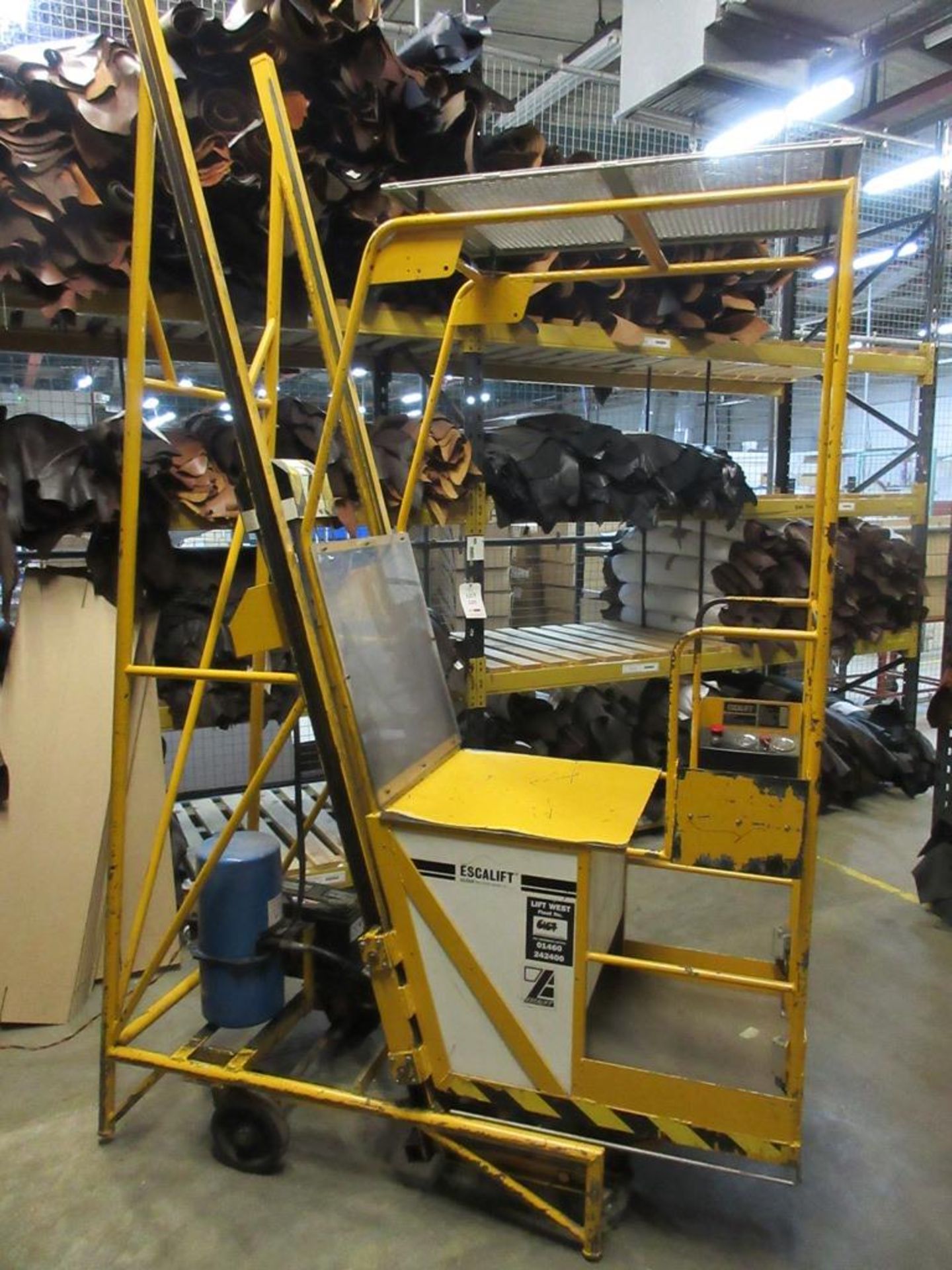 Escalift BEX96 battery operated high lift order picker, serial no. L4109 (1990), SWL 180kg, 4733 - Image 2 of 4