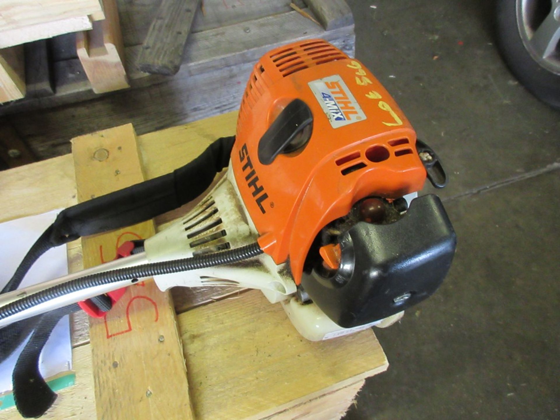 STIHL 4-MIX FS87 petrol strimmer with harness & safety visor - Image 3 of 5