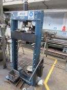 Weber CP20 20 ton hydraulic garage press, serial no. 93052016/C8