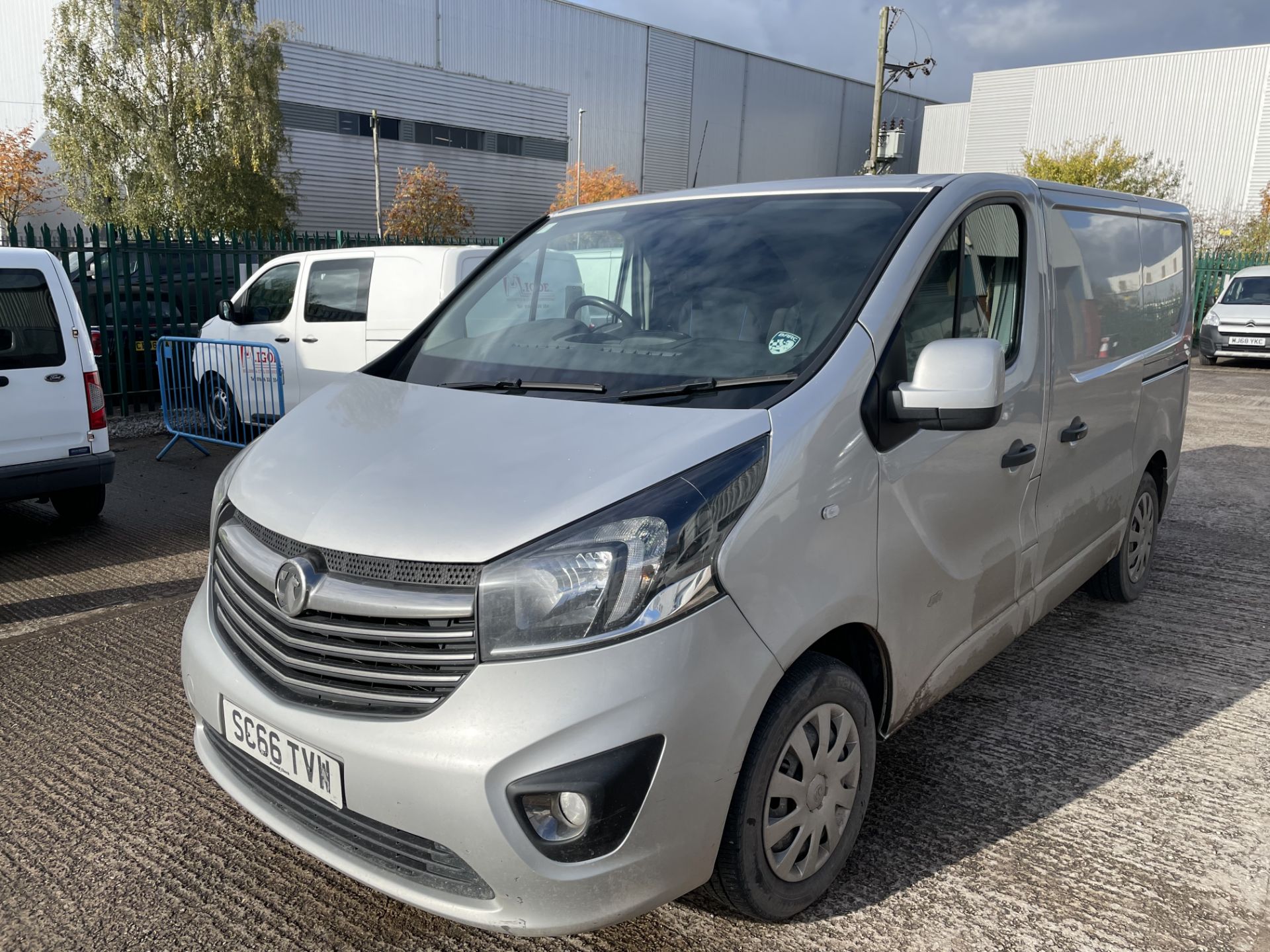 Vauxhall Vivaro 2700 Sportive CDTI Panel Van Reg: SC66 TVW, Mileage: 116,280 , DOR: 28/12/2016, MOT: - Image 3 of 13