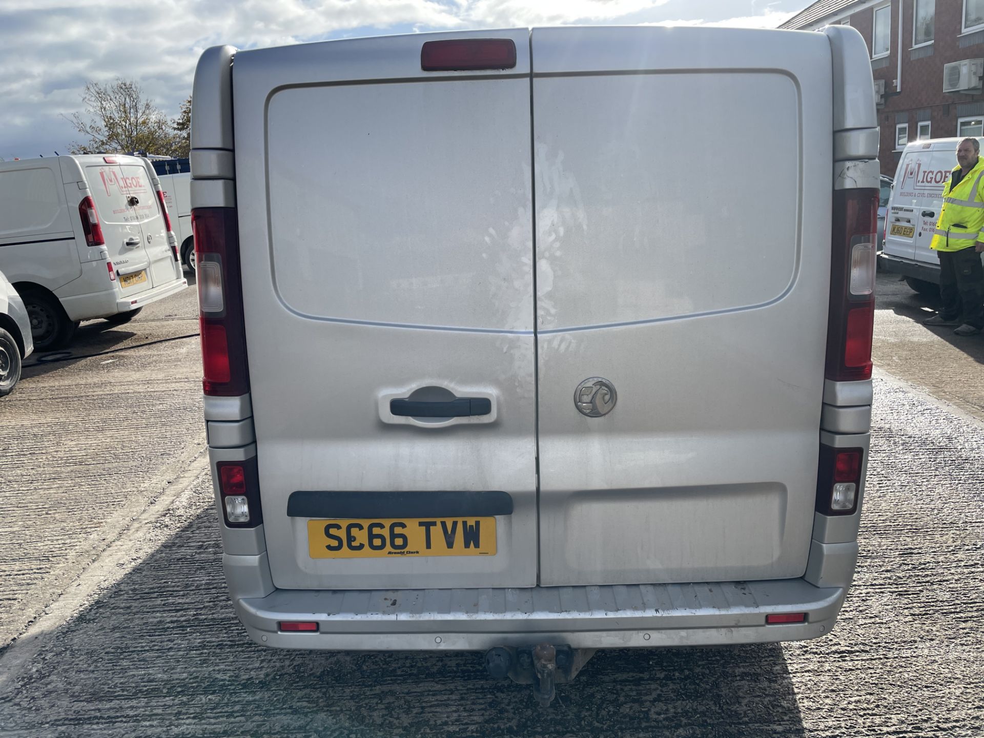 Vauxhall Vivaro 2700 Sportive CDTI Panel Van Reg: SC66 TVW, Mileage: 116,280 , DOR: 28/12/2016, MOT: - Image 5 of 13