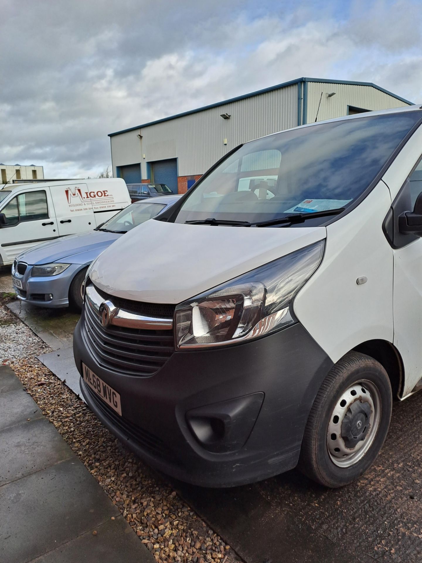 Vauxhall Vivaro 2700 CDTI Panel Van Reg: ML68 WVG, Mileage: 51,131, DOR: 26/09/2018, MOT: Expired ( - Image 4 of 10