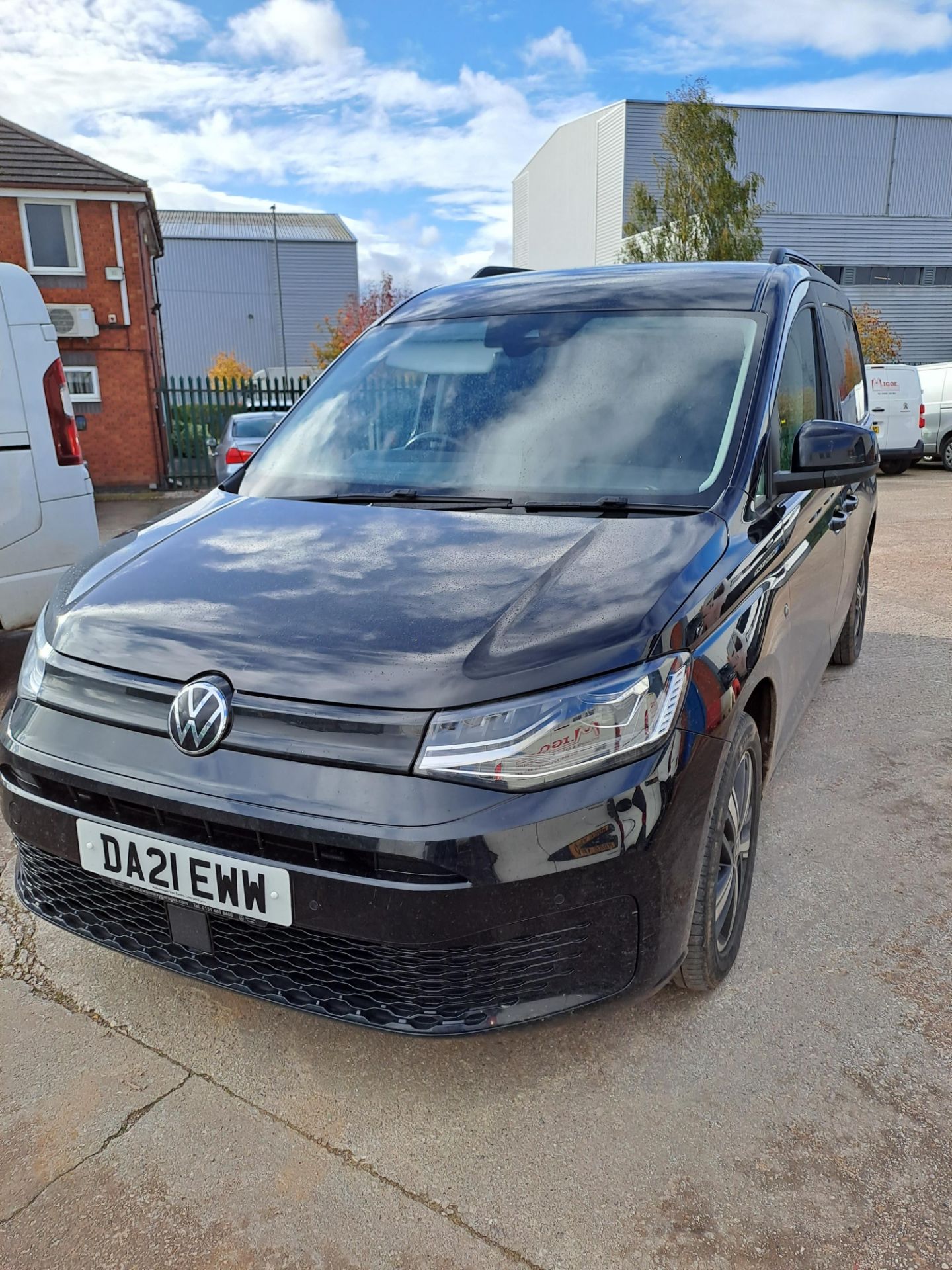 VW Caddy Cargo C20 Commerce Pro TDI S-A Automatic Panel Van Reg: DA21 EWW, Mileage: Approx. 41,291 , - Image 3 of 13