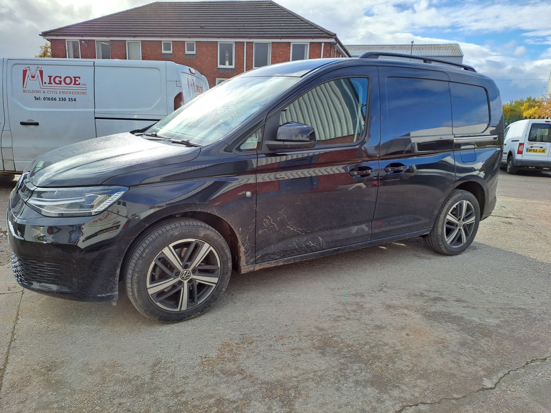 VW Caddy Cargo C20 Commerce Pro TDI S-A Automatic Panel Van Reg: DA21 EWW, Mileage: Approx. 41,291 , - Image 4 of 13