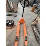 Loadsurfer 2,500kg hydraulic pallet truck