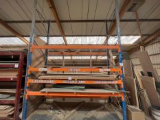 One bay of boltless steel pallet racking comprised of 5 pairs of beams (width 3000mm) and 2 uprights