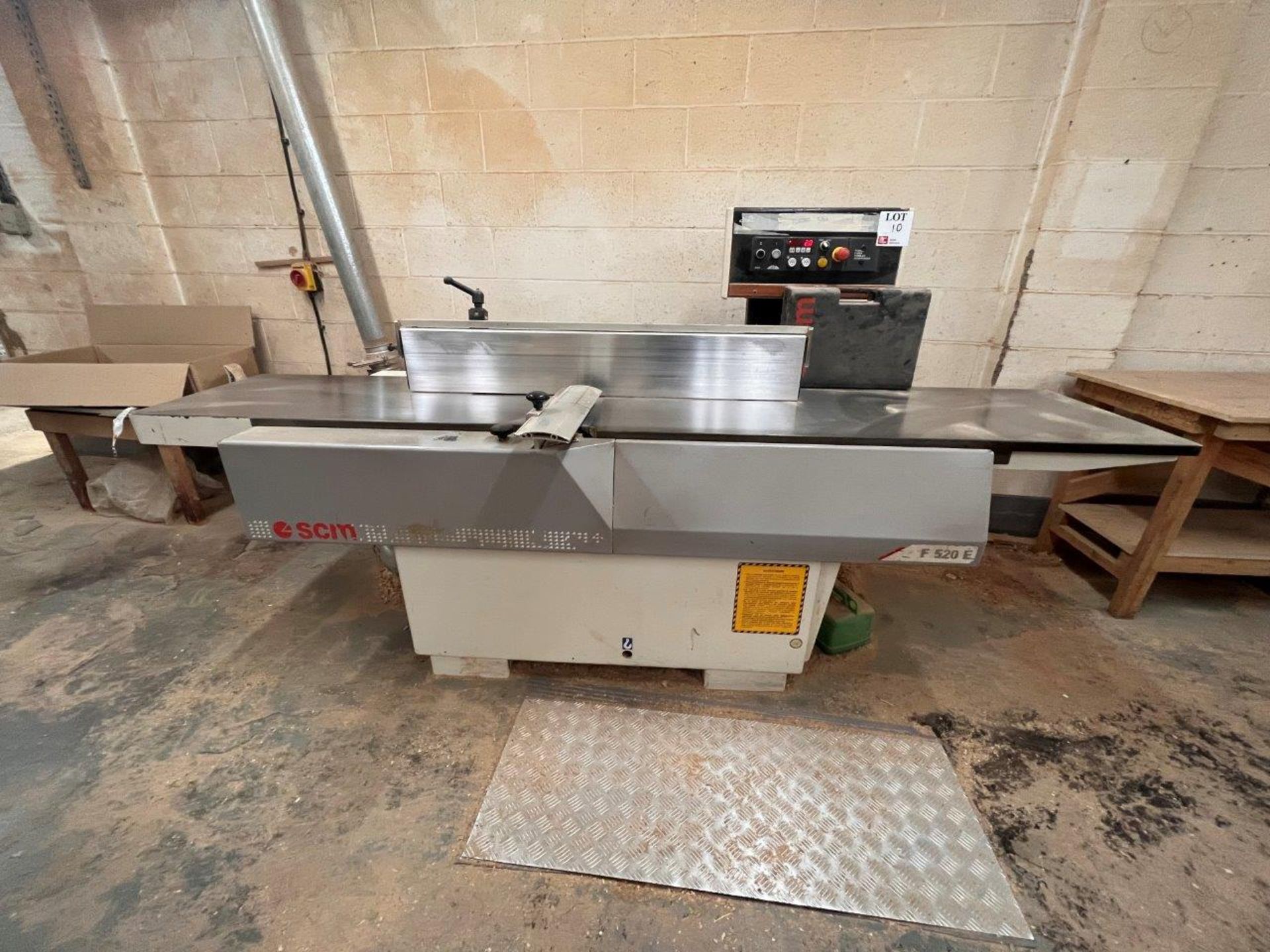 SCM F520 E surface planer, serial no. AB/185615 (2007)