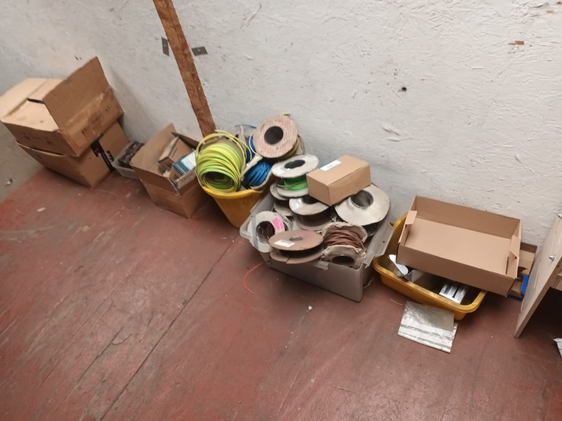 Contents of upstairs stock room to include large quantity of various wire insulation tape, adaptable - Image 5 of 17