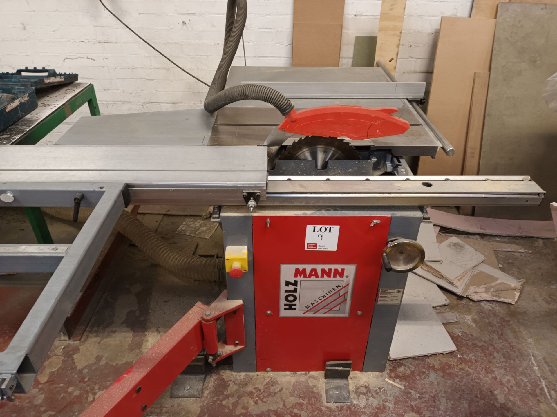 Holzmann 4170 Holslach sliding table saw with feeding bench