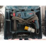 Bosch GBH2000 rotary hammer drill with carry case