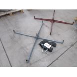 Two Lifting Gear 1000kg beam clamps, and two 250kg dumpy bag lifting jigs NB: This item has no