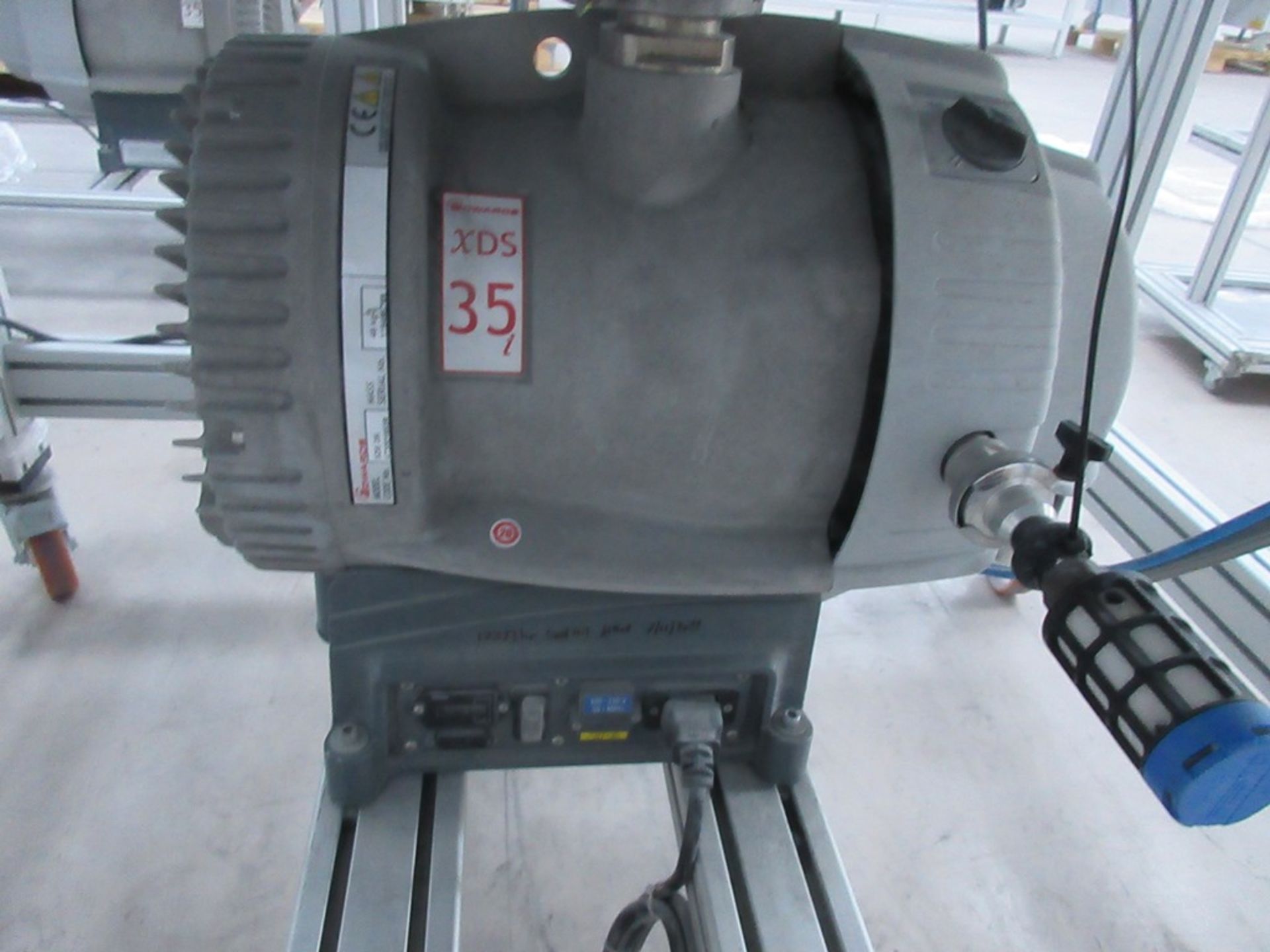 Edward XDS35i vacuum pump, mass 48kg, serial no. 119498769, with Bespoke 900 x 600mm vacuum - Image 2 of 4