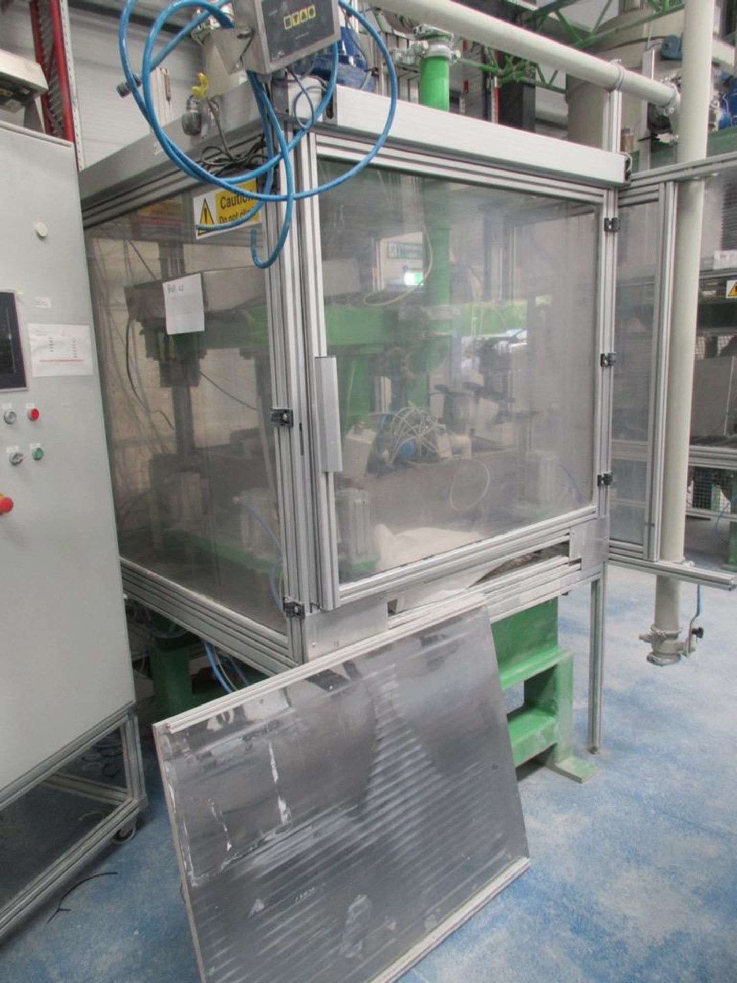 Gasbarre insulation board, 28 tonne electric press (no serial no.), bed size 680 x 980mm, working - Image 3 of 12