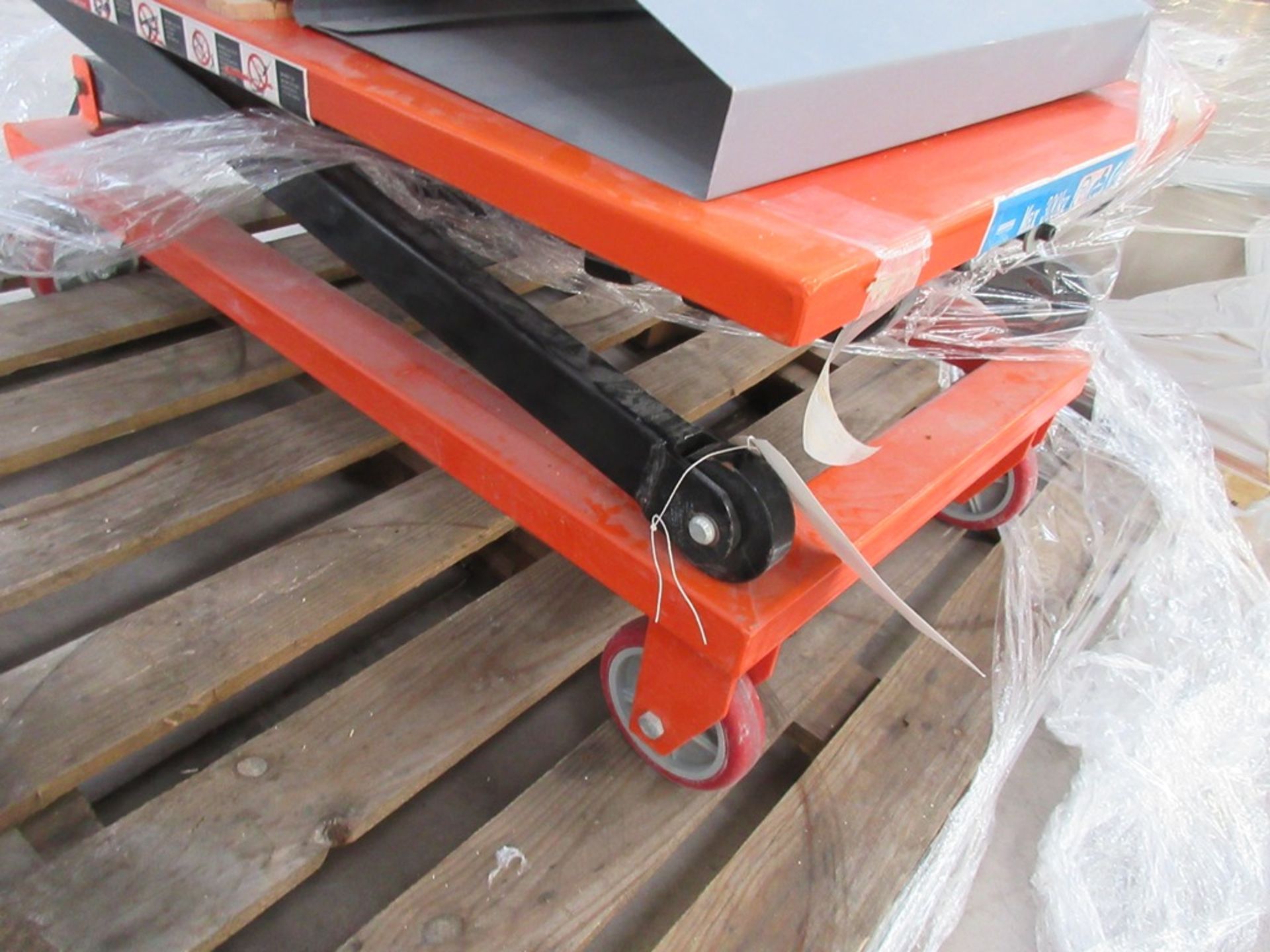 LT300MAN screw lift table, 300kg capacity, serial no. 14657-6 (2021)