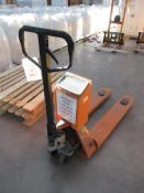Oneweigh 2000kg pallet truck, with inbuilt weigh scales, serial no. 21032601