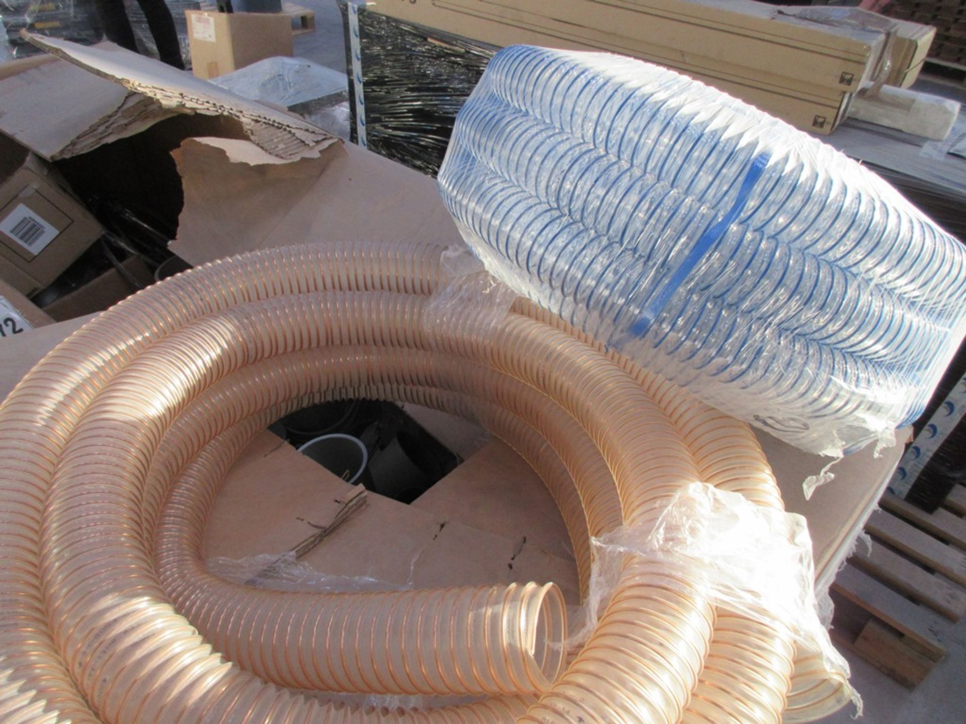 Two boxes of extraction hosing, steel pipe clips, ducting, etc. - Image 4 of 5
