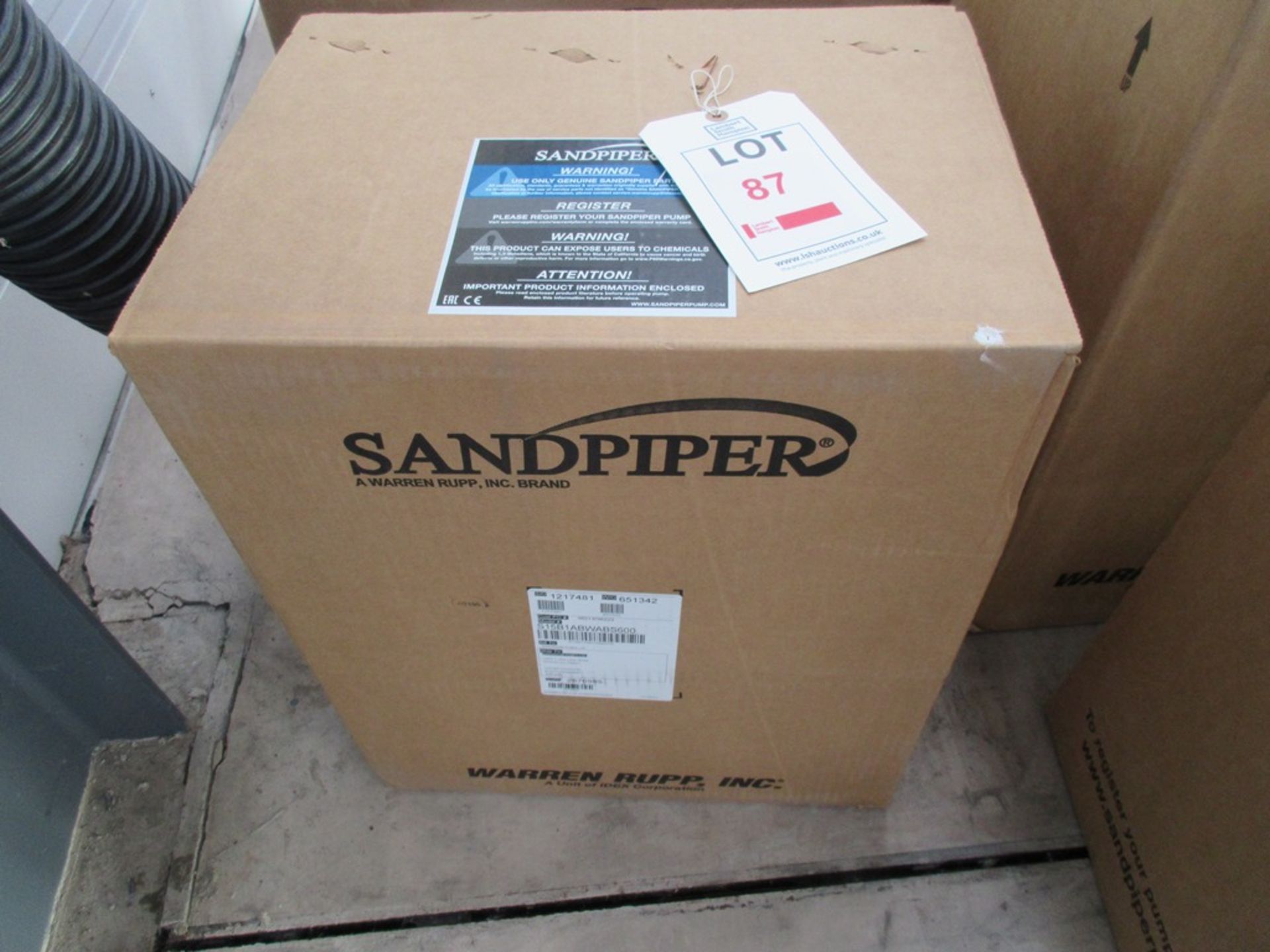 Sandpiper S15B1ABWABS600 diaphragm pump, serial no. 2670995 (boxed/un-used, box date 2021)