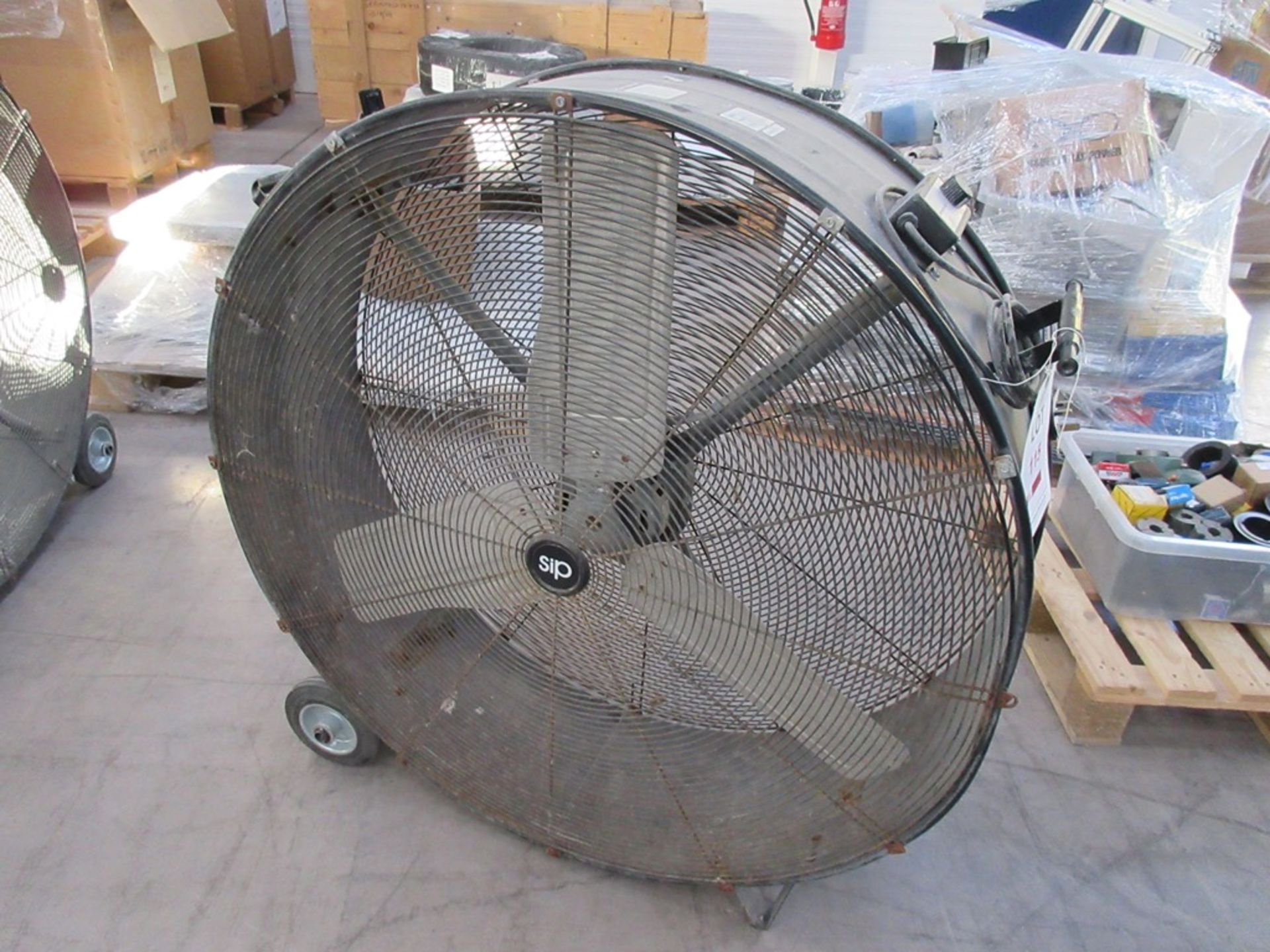 SIP 36" fan, serial no. 00000005011.18.11, 240v