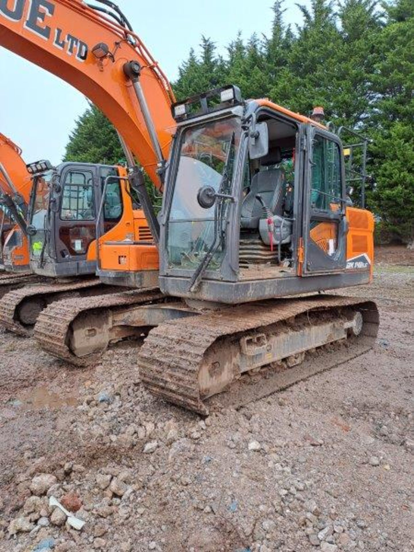 Doosan DX140LC-7 14t excavator, serial no. DHKCEBDTTM0001038, Year: 2021, hours: 2,074, Key: 1, with - Image 2 of 20