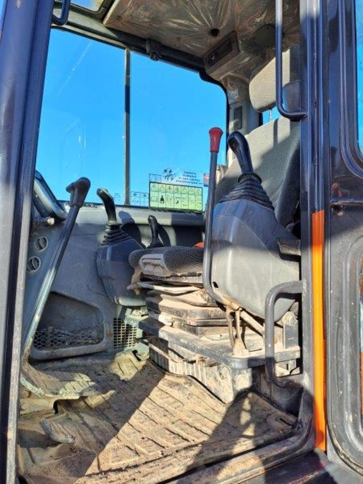 Doosan DX85-3 8t excavator, serial no. DHKCEAAVCH6001915, Year: 2018, Hours: , Key: 1, with blade, - Bild 17 aus 20