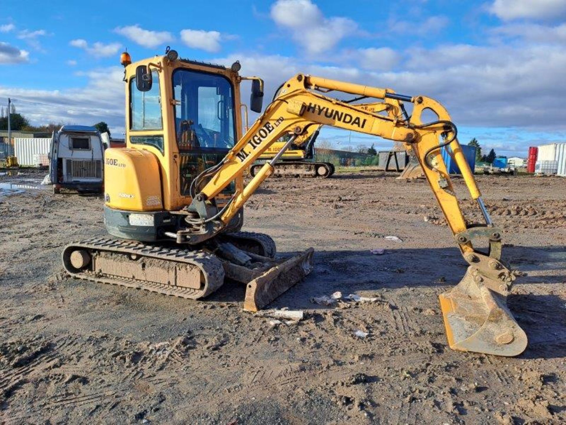 Hyundai ROBE X27z-9 excavator, serial no. HHKHMK02PD0000519, year 2013, Keys: 1, with blade, green - Image 3 of 10