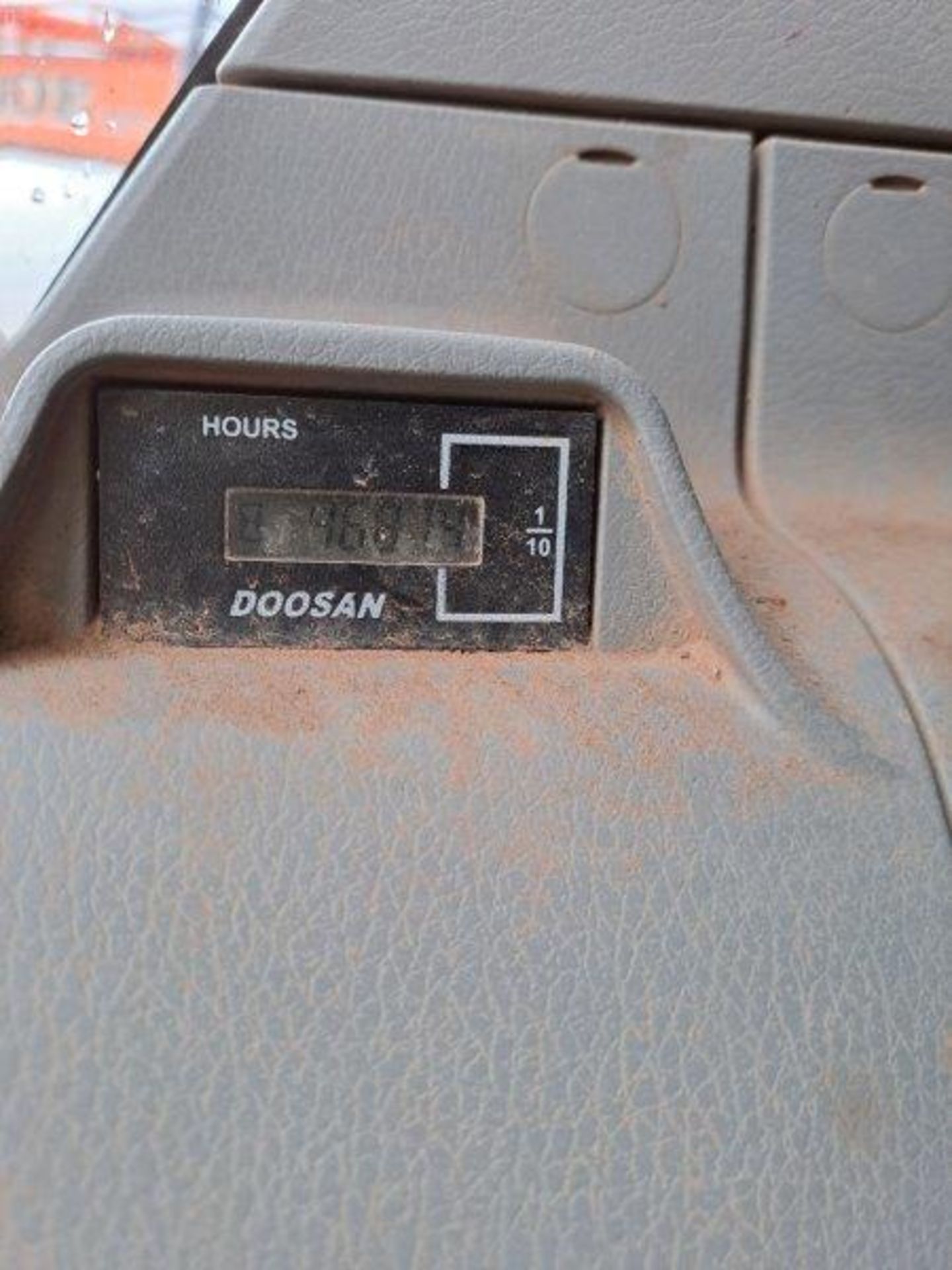 Doosan DX140LC-5 14t excavator, serial no. DXCCEBBREK0020165, Year: 2019, Hours: 4,687, Key: 1, with - Image 21 of 22