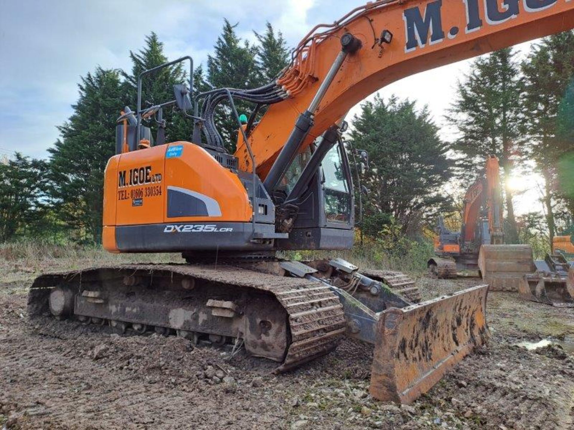 Doosan DX235LCR-5 23.5t excavator, serial no. DHKCEBBWJM0002403, Year: 2021, Hours: 2,568, Key: 1, - Image 9 of 18