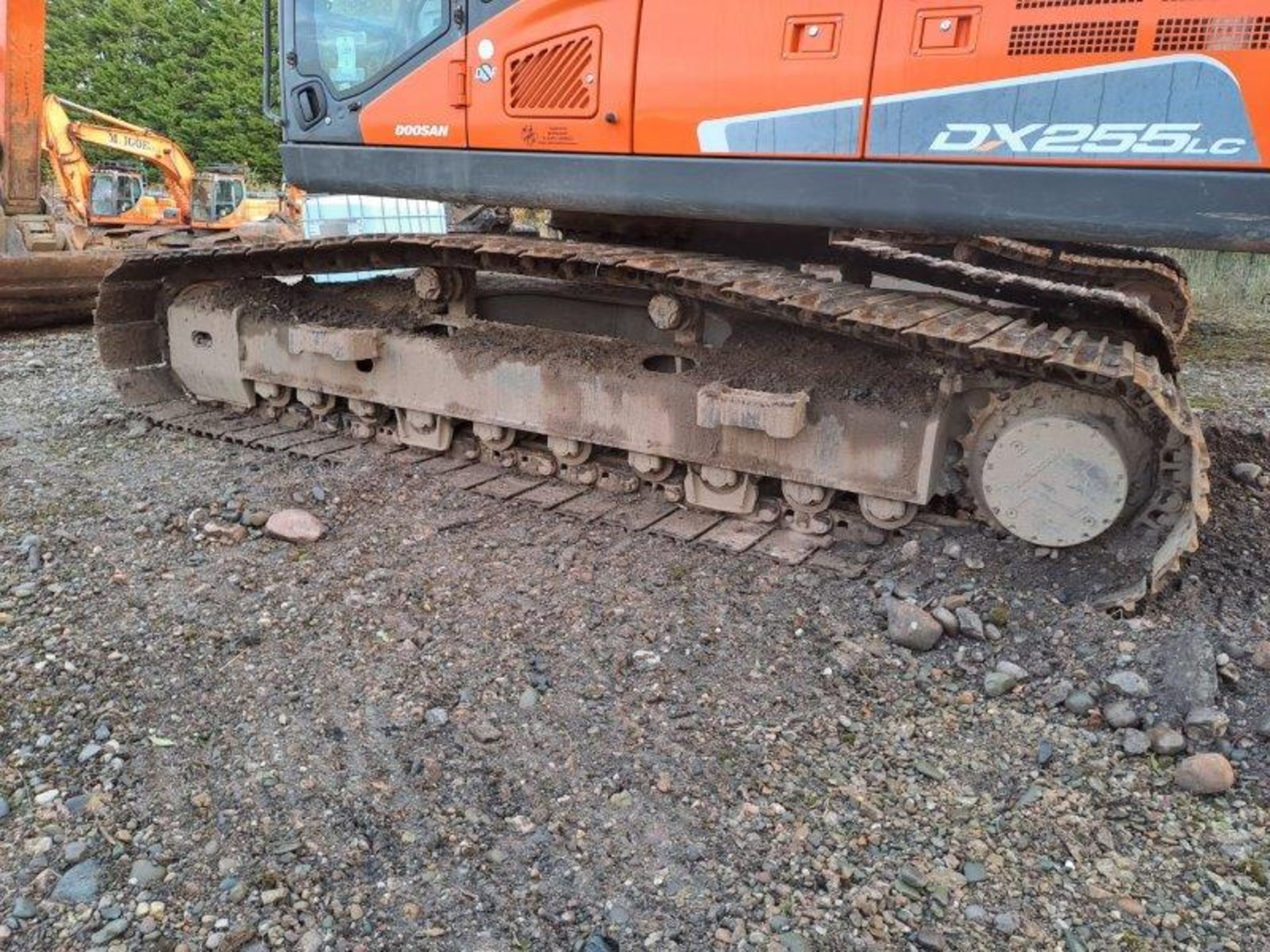 Doosan DX255LC-5 25.5t excavator, serial no. DHKCEBBXJH0001380, Year: 2018, hours: 7,221, Key: 1, - Image 12 of 23