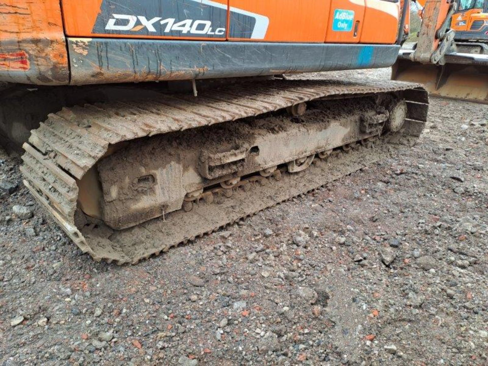 Doosan DX140LC-5 14t excavator, serial no. DXCCEBBREK0020165, Year: 2019, Hours: 4,687, Key: 1, with - Image 11 of 22