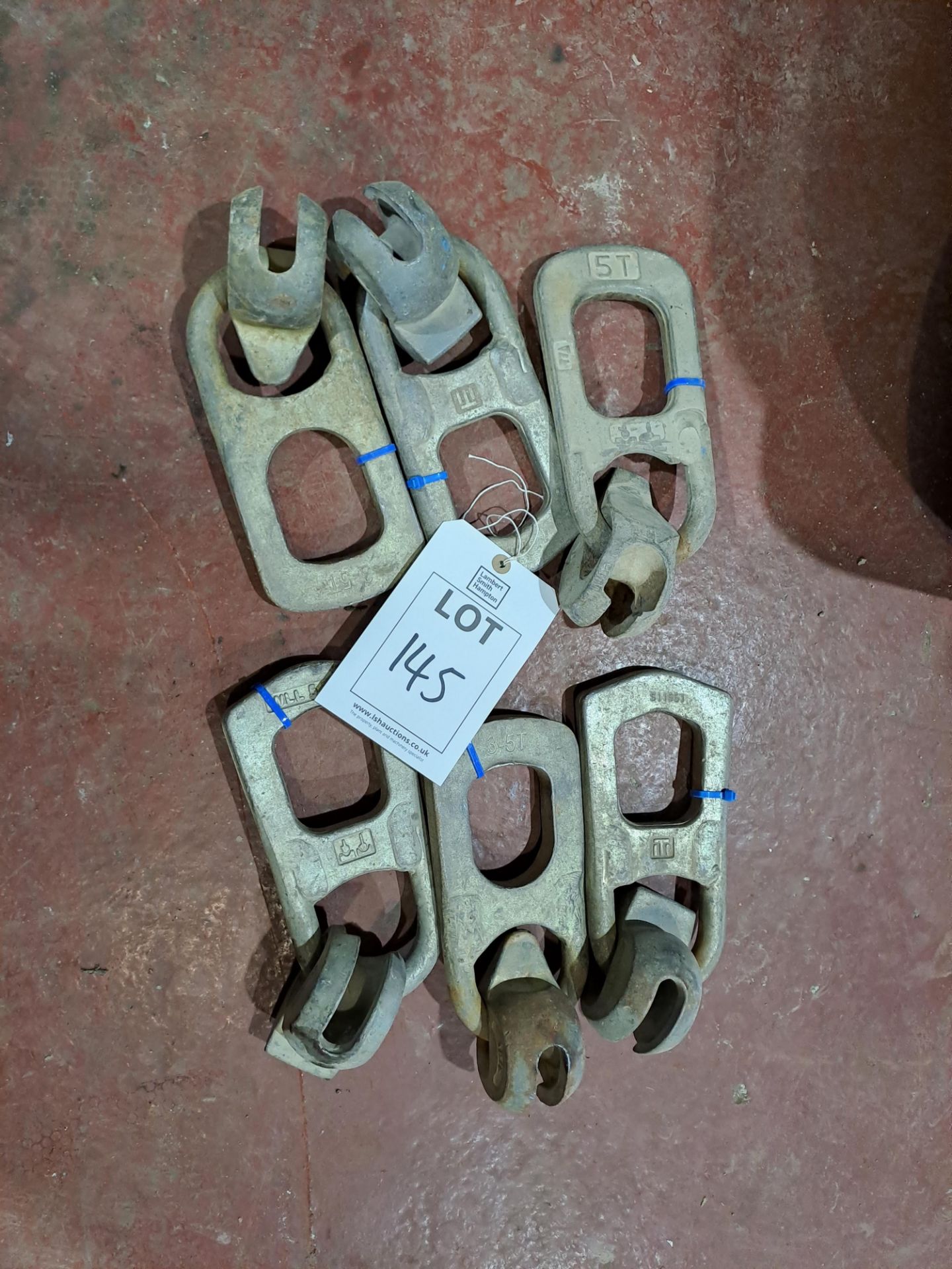 6 x 3-5ton lifting clutches (spud locks), 25mm NB: This item has no record of Thorough