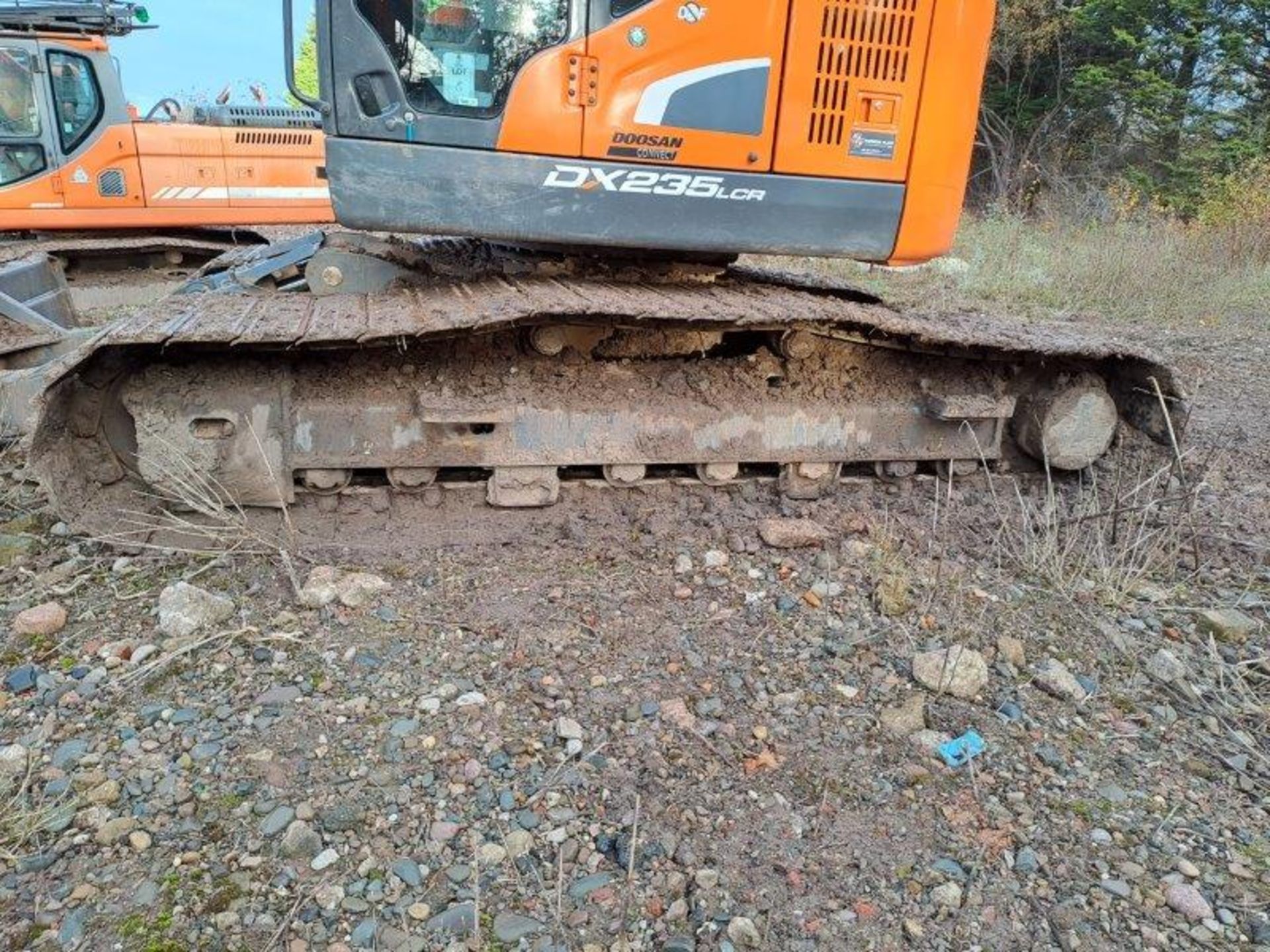 Doosan DX235LCR-5 23.5t excavator, serial no. DHKCEBBWJM0002403, Year: 2021, Hours: 2,568, Key: 1, - Image 4 of 18