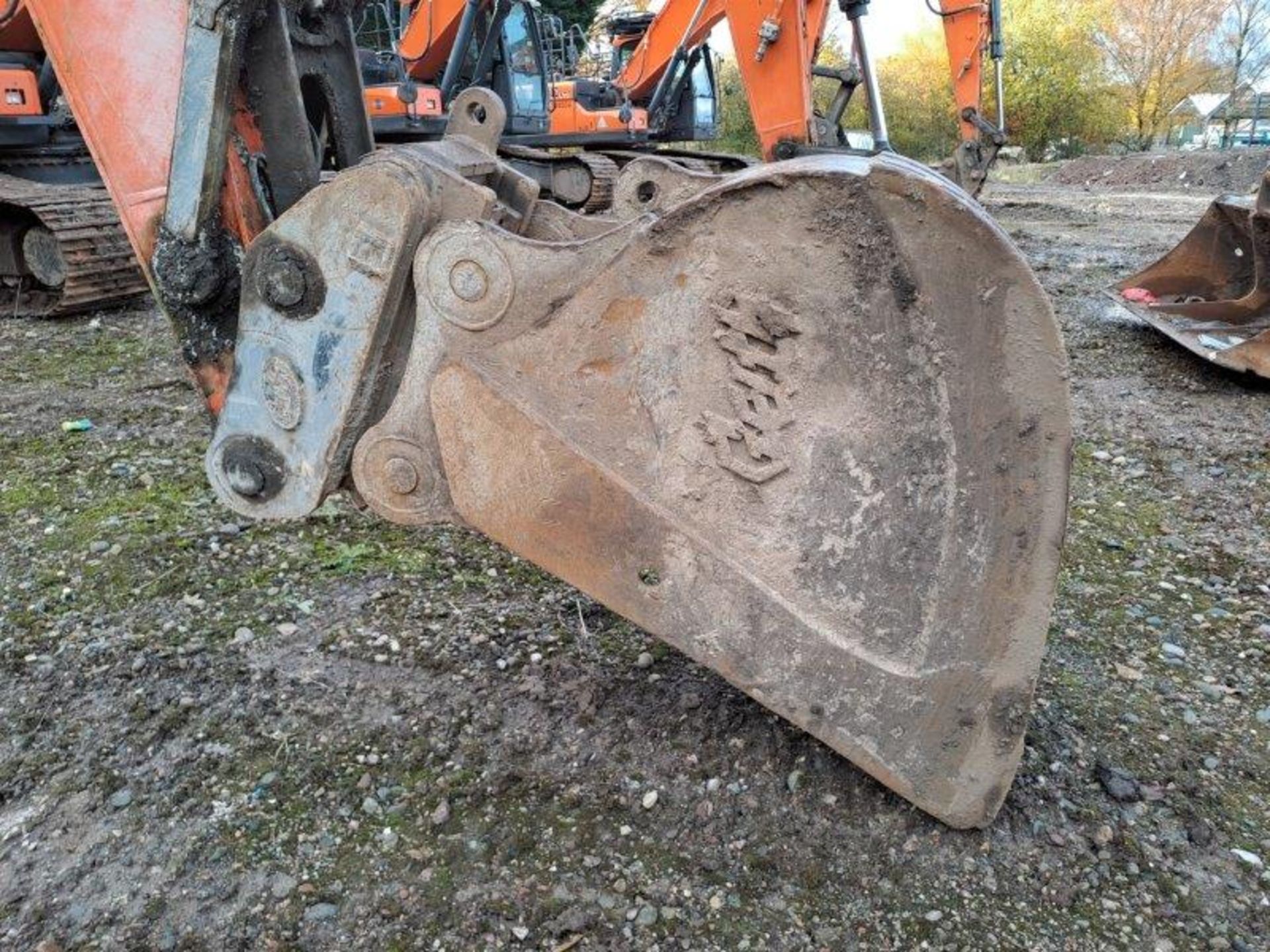 Doosan DX255LC-5 25.5t excavator, serial no. DHKCEBBXCG0001329, Year: 2017, Hours: 9,115, Key: 1, - Image 14 of 20