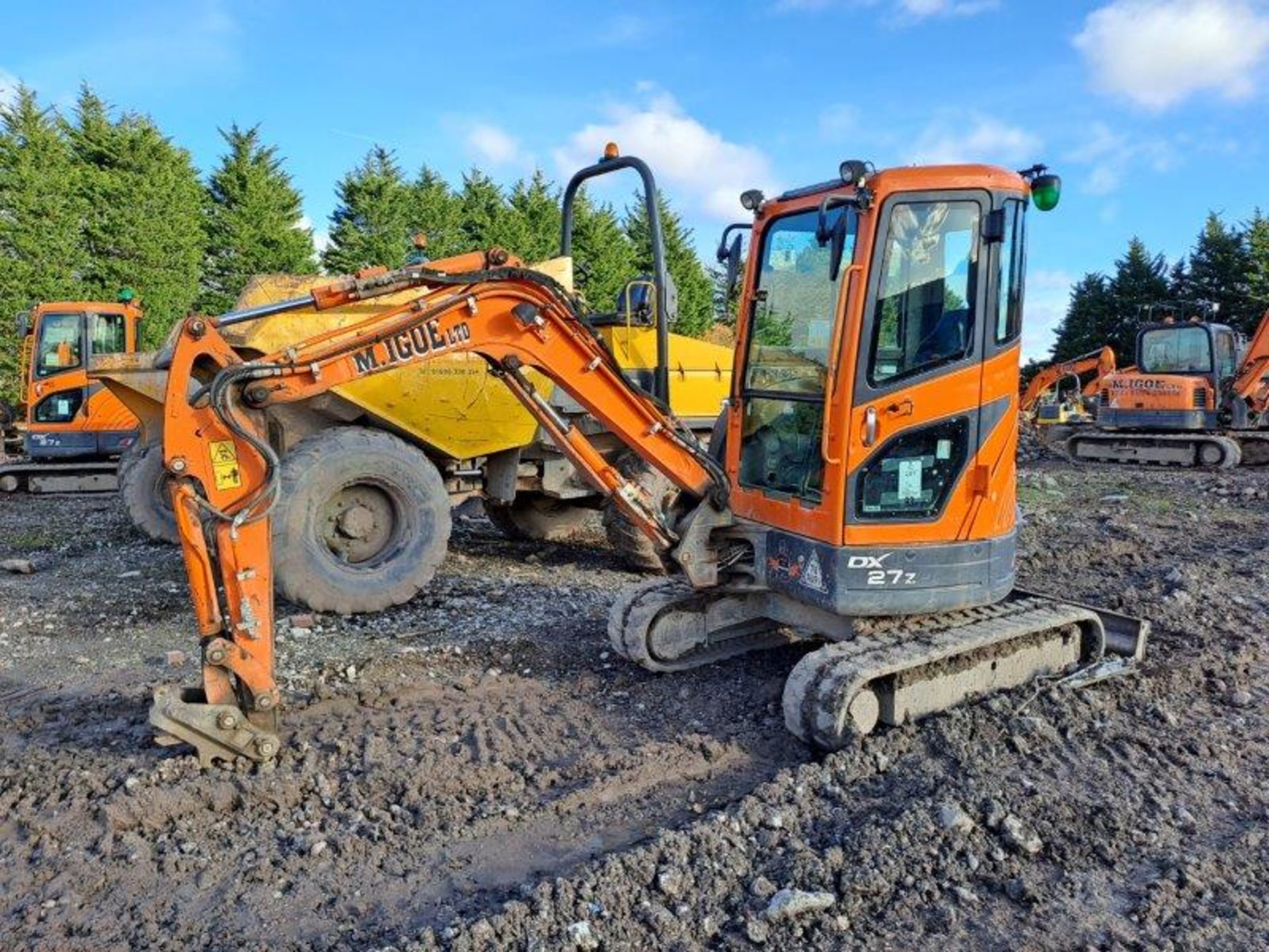 Doosan DX27Z excavator, serial no. DHHKCEAABKI6006988, Year: 2019, Key: 1, with blade, green