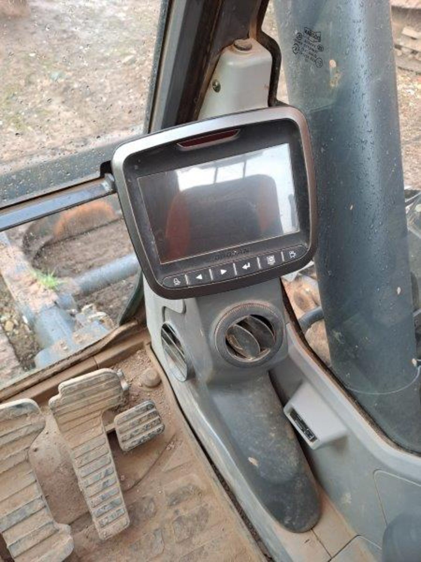 Doosan DX235LCR-5 23.5t excavator, serial no. DHKCEBBWJM0002403, Year: 2021, Hours: 2,568, Key: 1, - Image 16 of 18