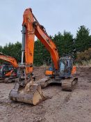 Doosan DX225LC-5 25.5t excavator, serial no. DHKCEBBUT2J0002021, Year: 2018, Hours: 5,430, Key: 1,