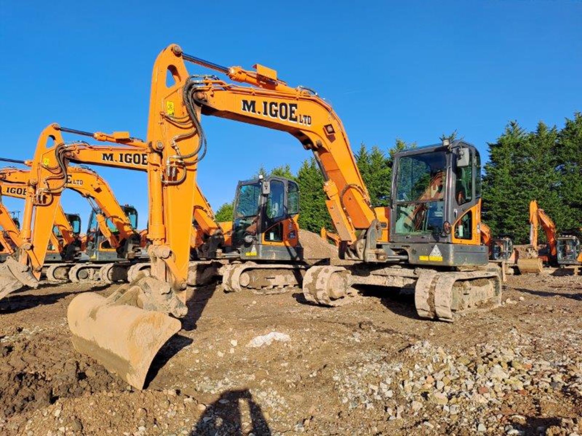 Doosan DX85R-3 8t excavator, serial no. DHKCEAAVLL6003088, Year: 2021, Hours: 2,260, Key: 1, with