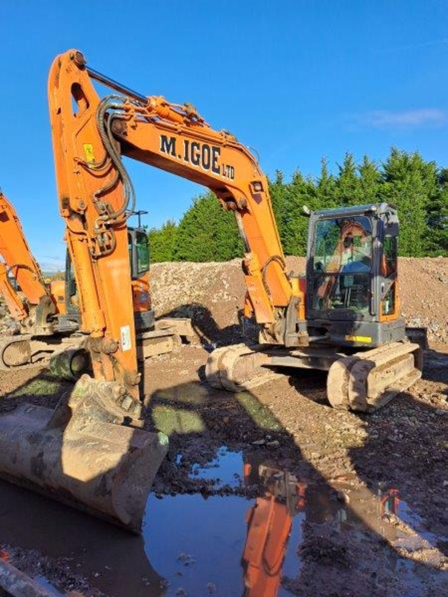 Doosan DX85-3 8t excavator, serial no. DHKCEAAVCH6001915, Year: 2018, Hours: , Key: 1, with blade,