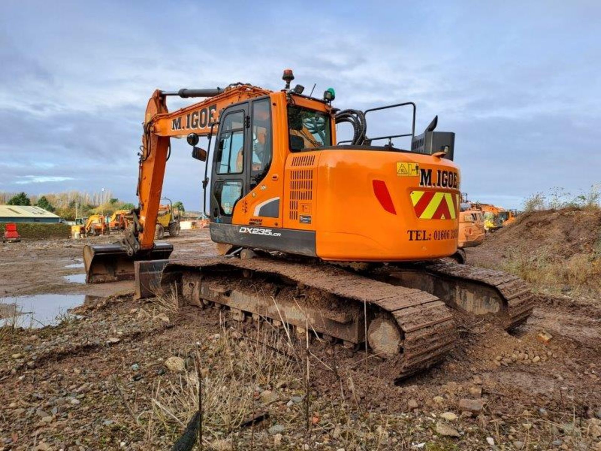 Doosan DX235LCR-5 23.5t excavator, serial no. DHKCEBBWJM0002403, Year: 2021, Hours: 2,568, Key: 1, - Image 6 of 18