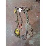 4 x Various sized lifting chains NB: This item has no record of Thorough Examination. The